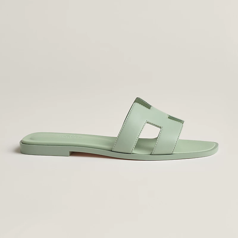 Oran sandal